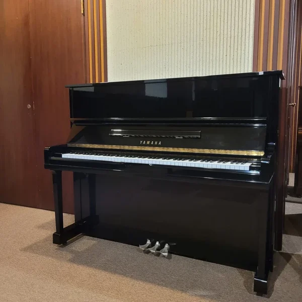 Piano Yamaha U10-A